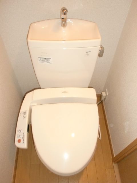 トイレ　※イメージ参考写真になります。