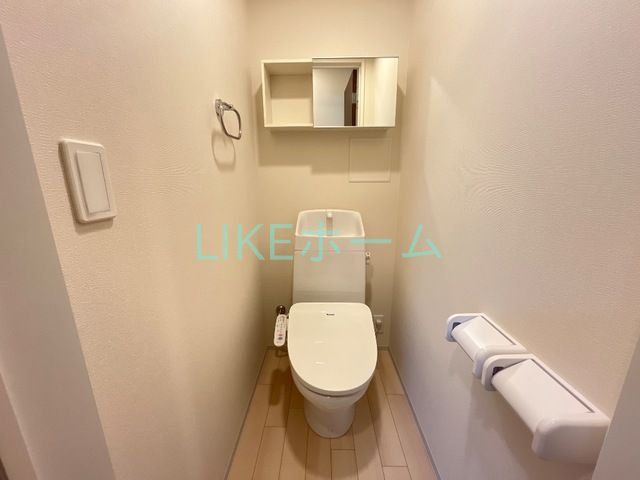 トイレ　トイレ