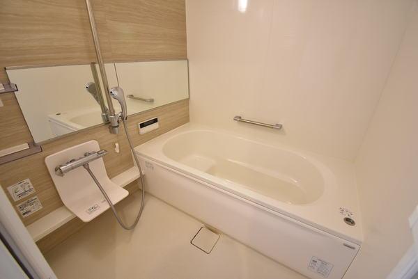 バス・シャワールーム　※同物件別室※