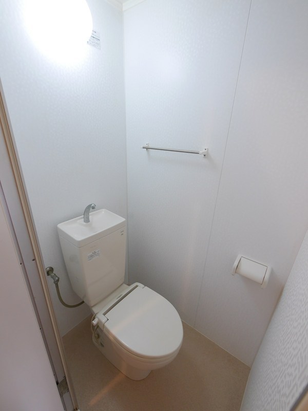 トイレ　別部屋写真