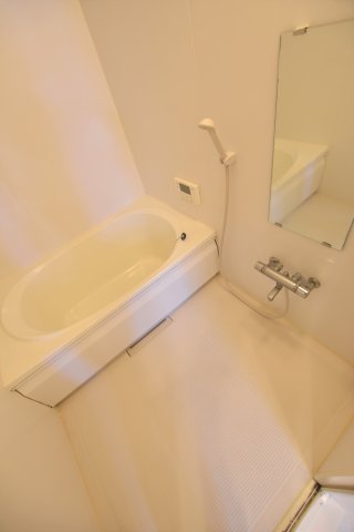 バス・シャワールーム　画像は別号室。ご参考にどうぞ