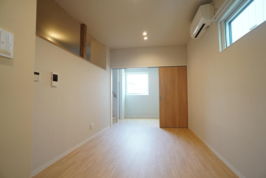 居室・リビング　別部屋参考写真