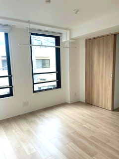 居室・リビング　コンパクトで使いやすい洋室です