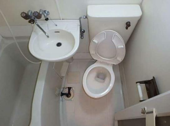 バス・シャワールーム