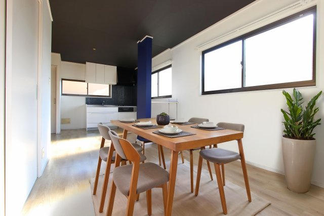 居室・リビング　ＣＧで家具等を配置したもので家具等は含まれません。