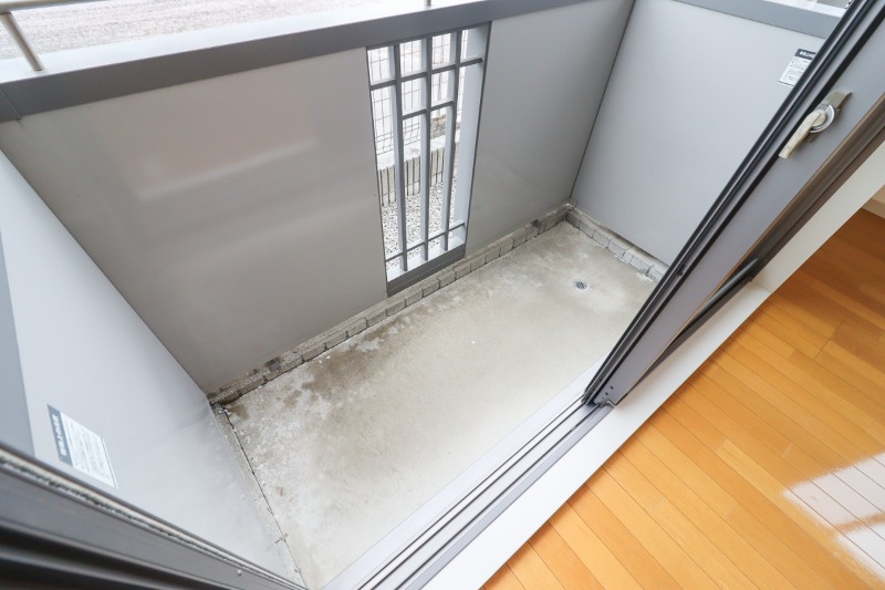 バルコニー　図面と現状に相違がある場合には現状を優先