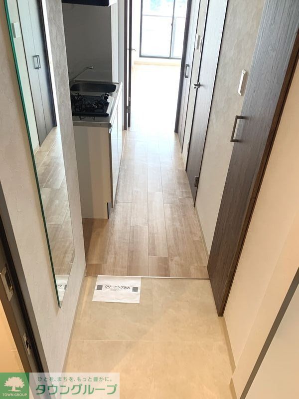 玄関　キッチン