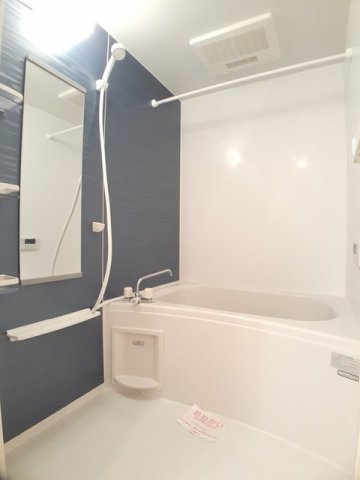 バス・シャワールーム　ゆったり過ごせるお風呂です