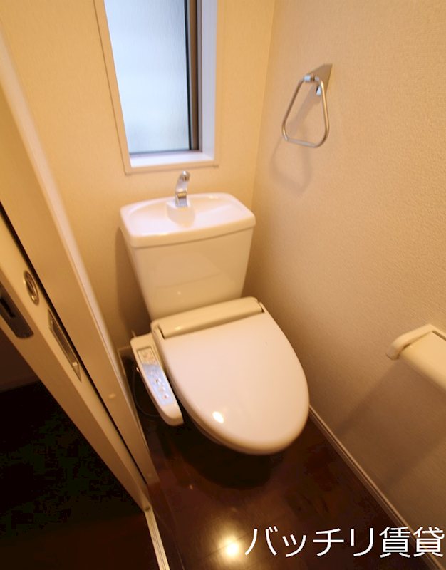 トイレ　画像は同シリーズ参考画像の為、現況を優先いたします。