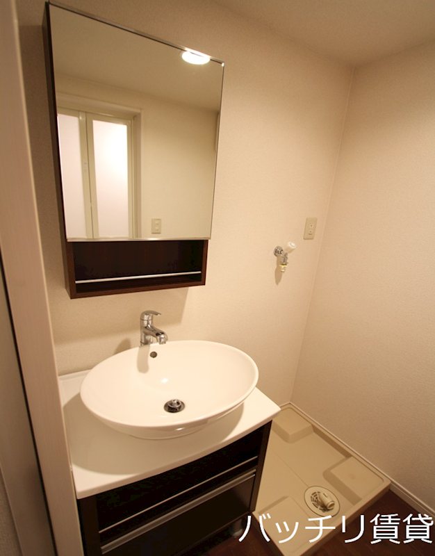 洗面設備　画像は同シリーズ参考画像の為、現況を優先いたします。