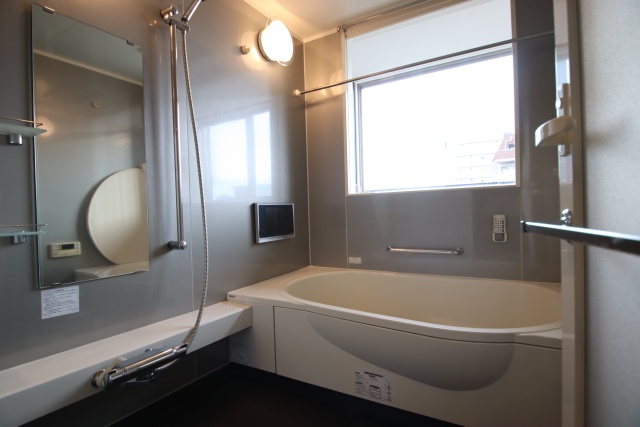バス・シャワールーム　※別室の参考写真の為、現況優先です。