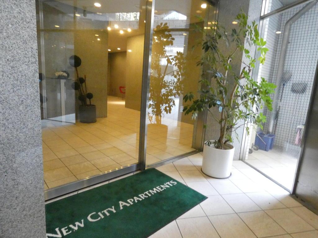 エントランス　エントランス