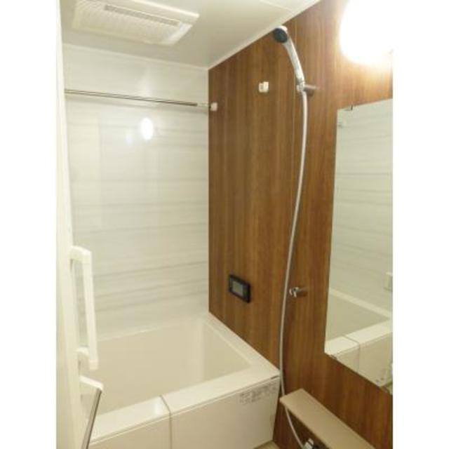 バス・シャワールーム　※写真は同タイプ住戸です。