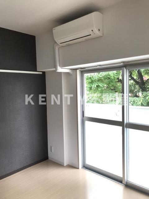 居室・リビング　ゆったりとした居間です