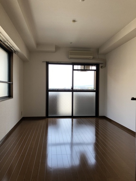 居室・リビング　別号室の写真です。