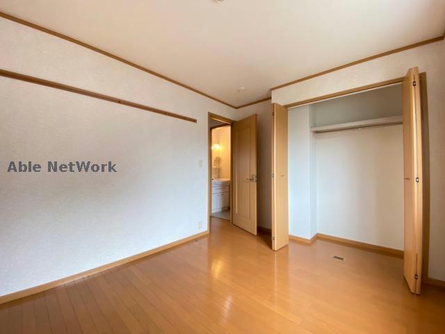 収納　同棟別部屋写真
