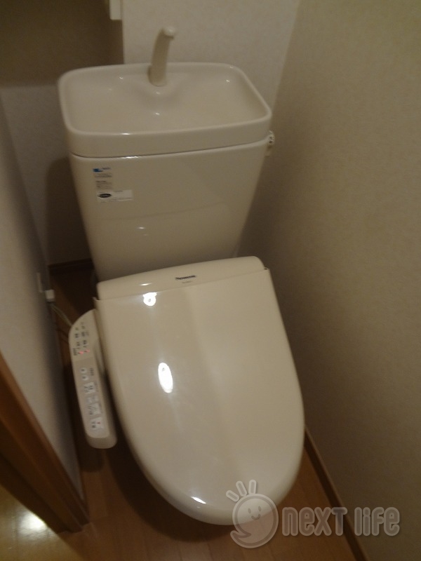 トイレ　ルネスカトー弐番館