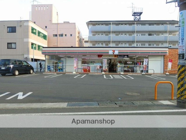 コンビニ　セブン－イレブン伊勢原桜台１丁目店（コンビニ）まで289m