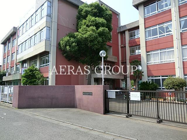 中学校　藤沢市立高倉中学校（中学校）まで1212m