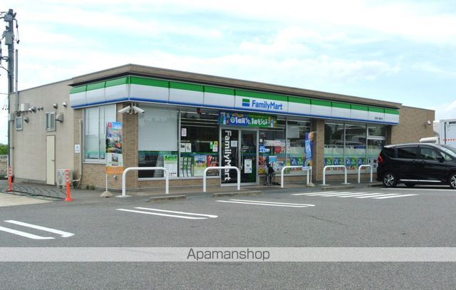 コンビニ　ファミリーマート常滑小倉町店（コンビニ）まで935m