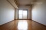 居室・リビング　中部屋の写真を参照
