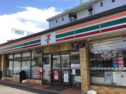 コンビニ　セブンイレブン 三芳藤久保西店（コンビニ）まで2803m