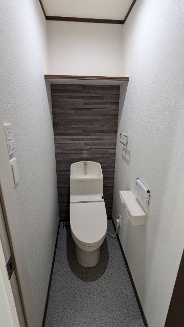 ヴァンベール宮の森IIIのトイレ写真
