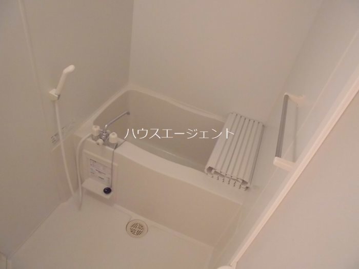 バス・シャワールーム　うれしいバストイレ別