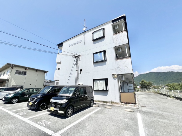 Maison de familleの外観写真