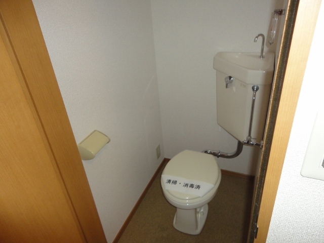 京王井の頭線 永福町駅 徒歩6分 2階建 築28年のトイレ写真