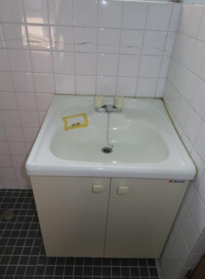 洗面設備　洗面台ついてます！