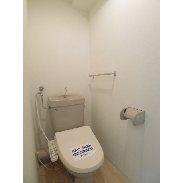 トイレ　人気のウォシュレットが設置されています！