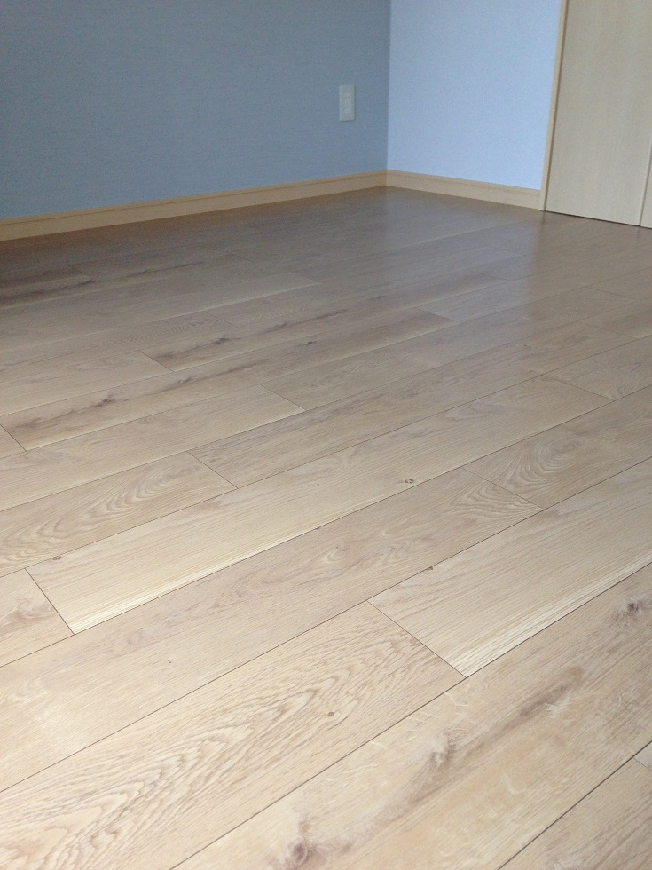 その他部屋・スペース　優しい色調の床材使用（キズや汚れも目立ちません）