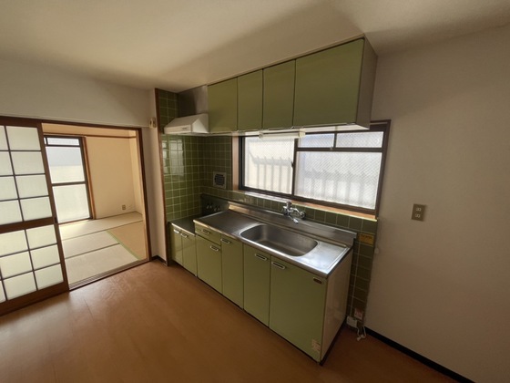 キッチン　※別部屋の写真です