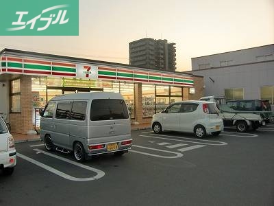 コンビニ　セブンイレブン茶屋町（コンビニ）まで632m