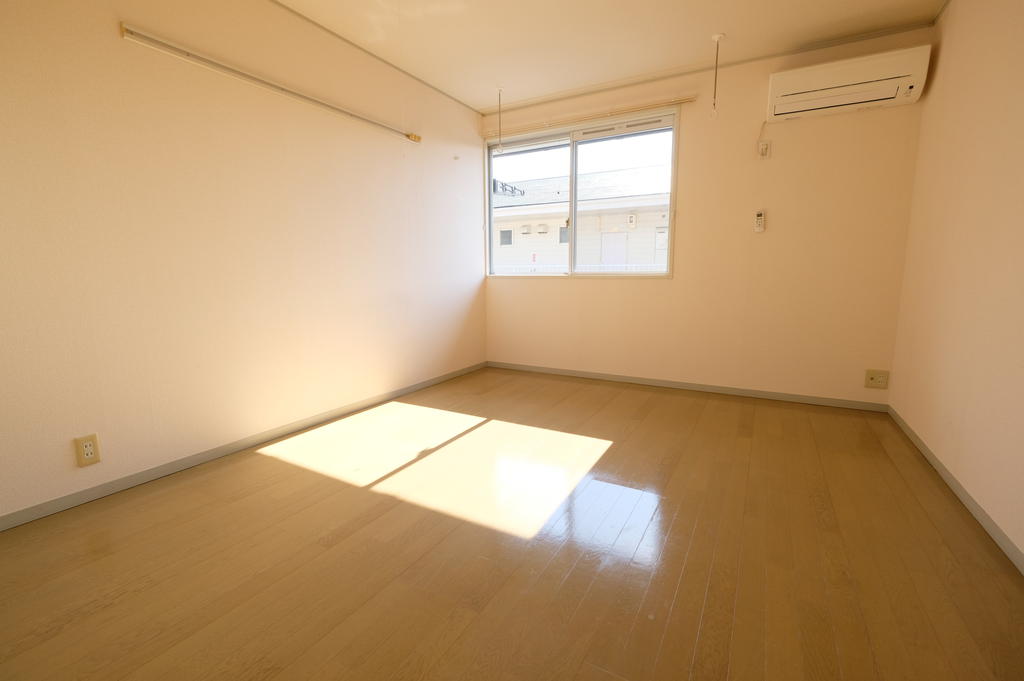 居室・リビング　室内写真は別室です