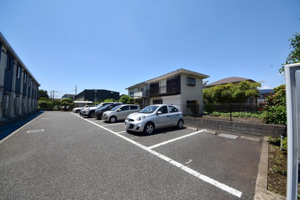 駐車場　駐車場