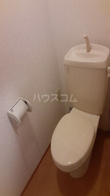 【名古屋市中村区菊水町のアパートのトイレ】