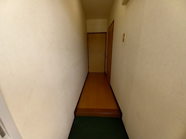フルーレマンションの玄関写真