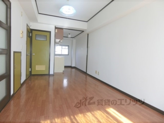 居室・リビング　洋室