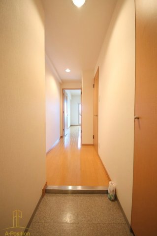 玄関　ルネシアガーデン