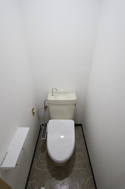 【ＡＸＩＳ大泉のトイレ】
