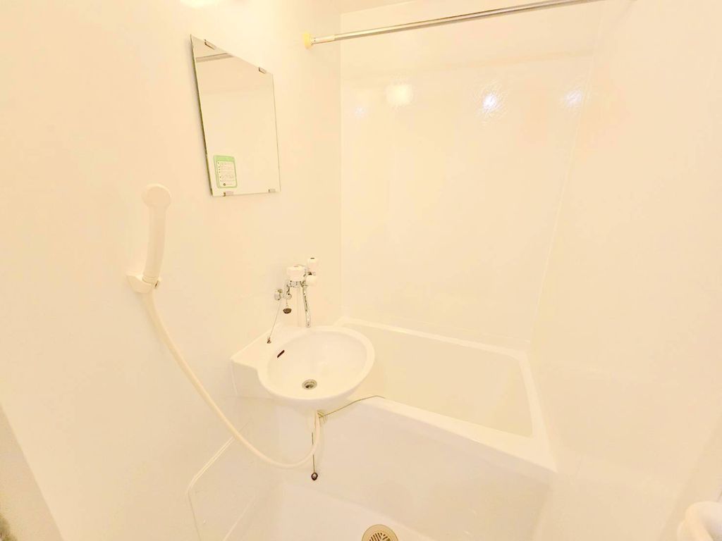 バス・シャワールーム　バス