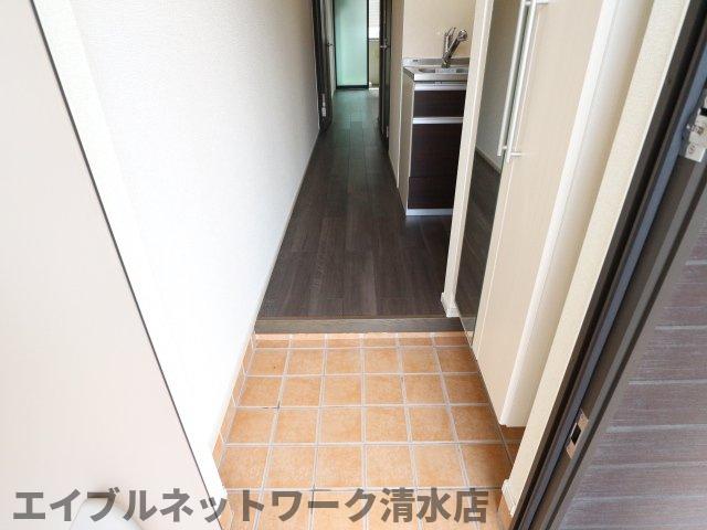 玄関　落ち着いた玄関です