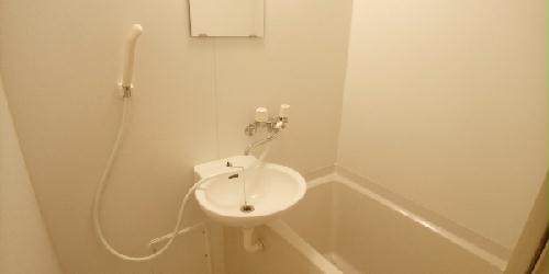 バス・シャワールーム　設備仕様は号室により異なる為、現況を優先とします。