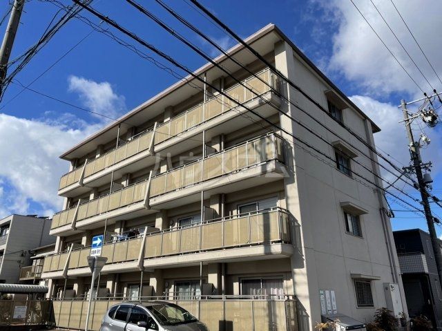 【名古屋市北区憧旛町のマンションの建物外観】