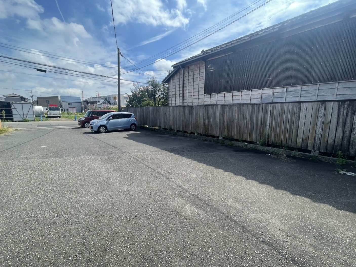 【カーサ栗の木の駐車場】