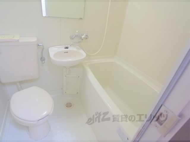 バス・シャワールーム　ユニットバス