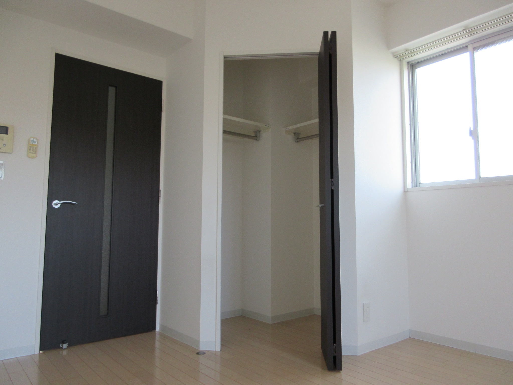 収納　※写真は別のお部屋になります。現況を優先させていただきます。