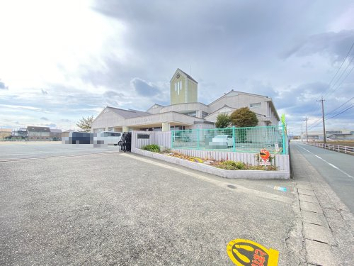 小学校　松阪市立天白小学校（小学校）まで1711m